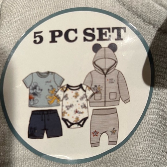 Disney Baby - Mickey Mouse Infant 5-piece Layette Set - Picture 4 of 8